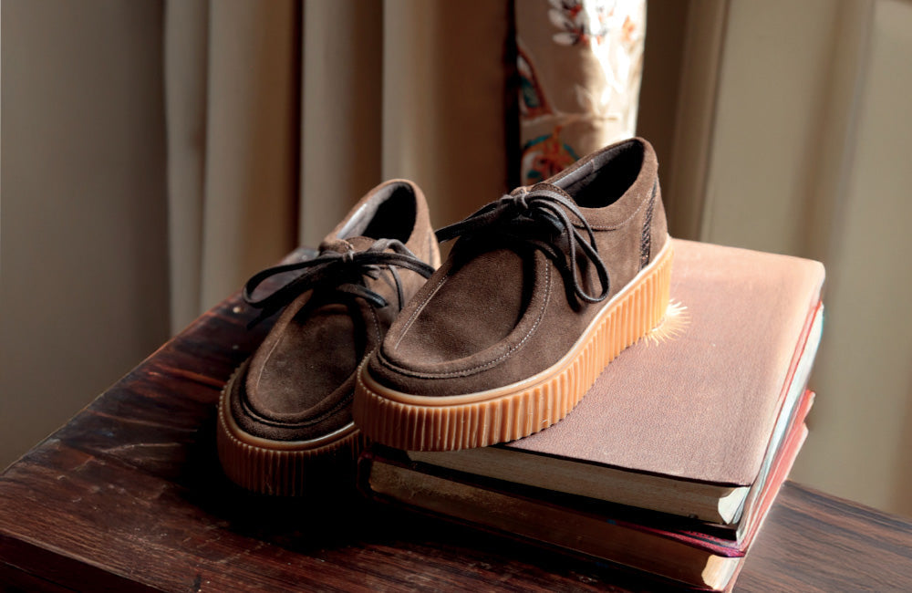 Discover our range of Derbies and fall for their feminine-masculine sharp style!