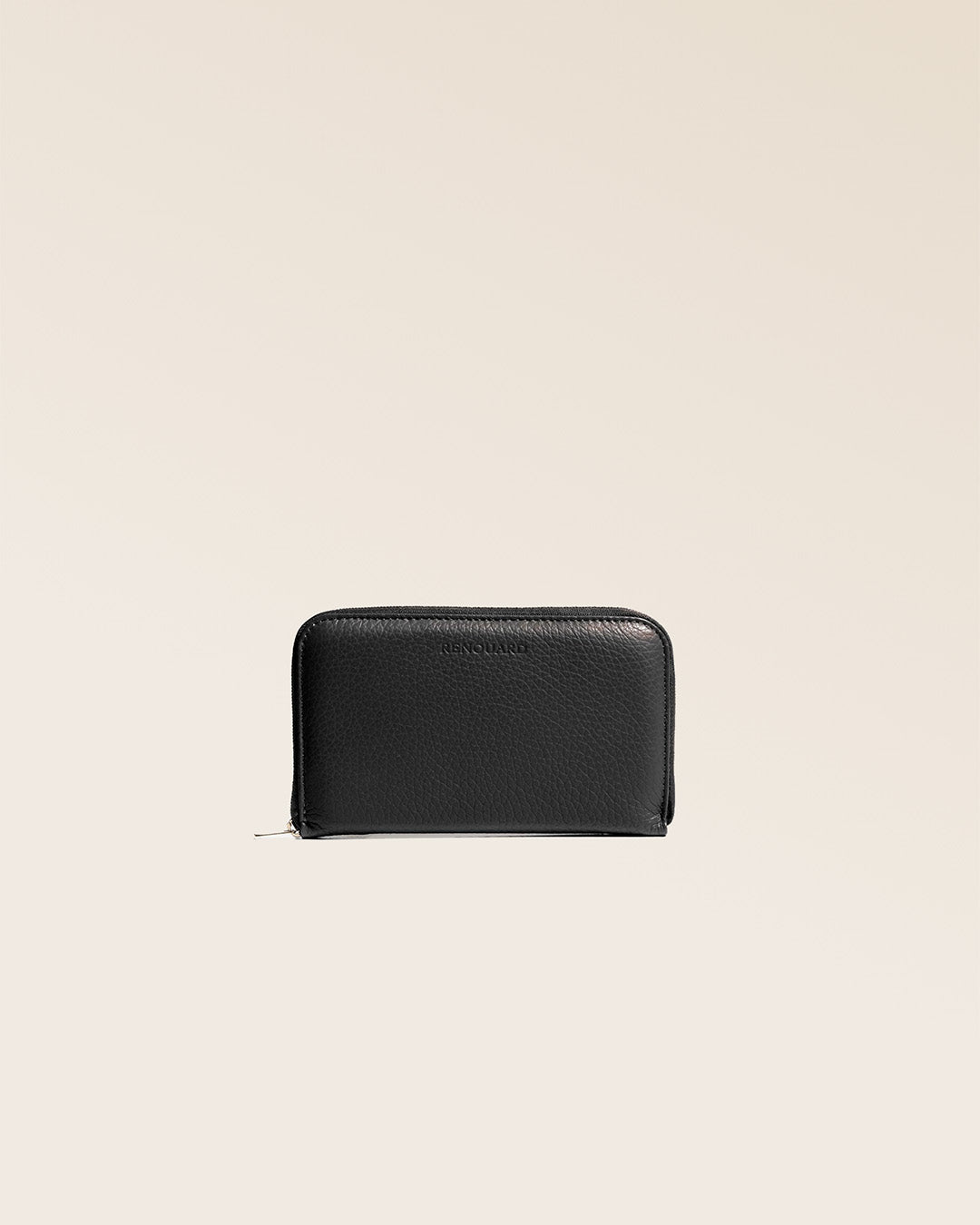 Our Samba wallet in black vicuna-style leather seen from the front in the studio.