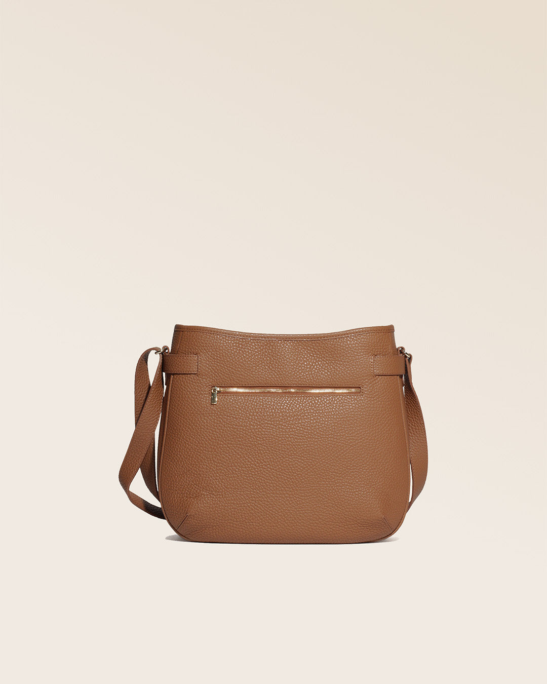 Our Cameron bag in fawn-colored vicuña leather, seen from the back in the studio.