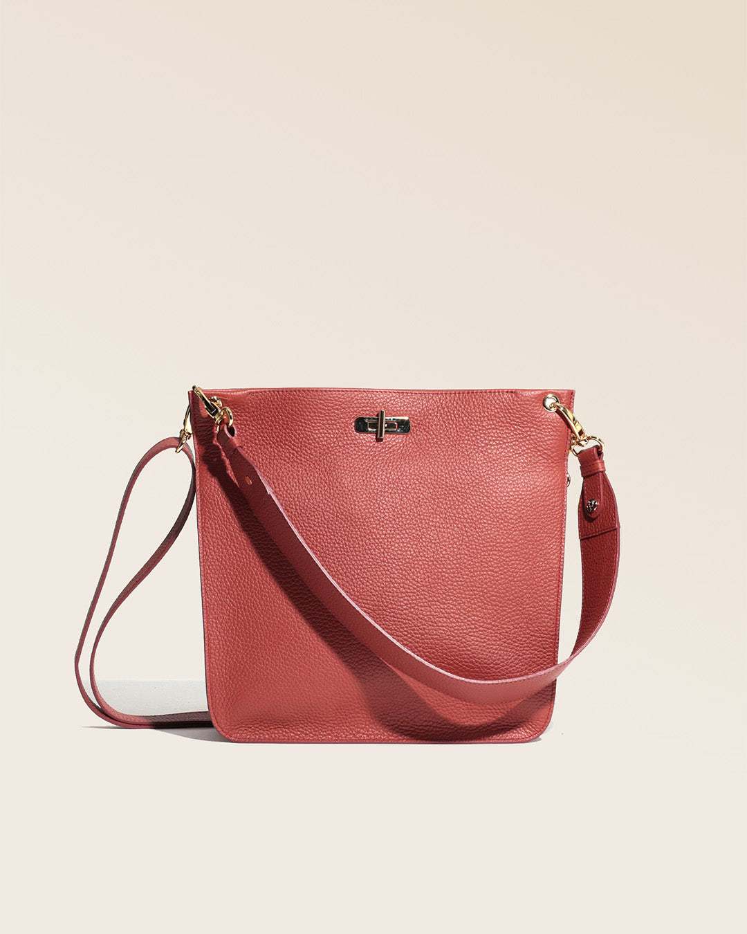 Our Hermine bag in terracotta vicuña-style leather, seen from the front.