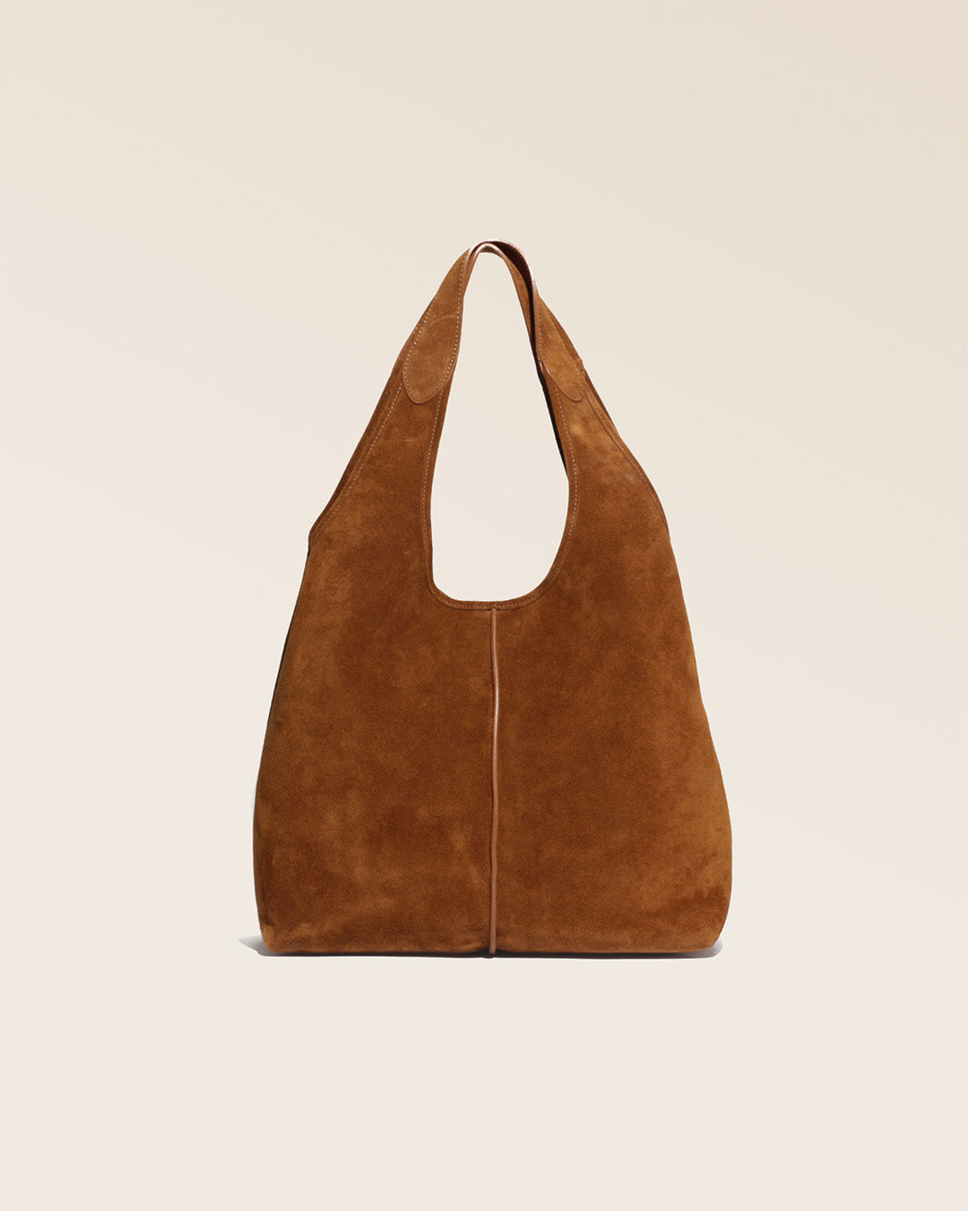 Notre sac Valentine en cuir veau velours noisette vu de face.