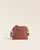 Le sac Zoom Renouard en cuir façon vigogne terracotta, vu de face en studio.