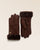 Nos gants Avoriaz Renouard, en cuir de mouton retourné chocolat, vus de face en studio.