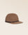 La casquette Jockey Renouard en laine camel, vue de quart gauche en studio.