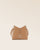 Notre sac Mini Cob en cuir façon vigogne fauve vu de face en studio.