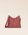 Notre sac Petit Cob Renouard en cuir façon vigogne terracotta et bandoulière cuir, vu de face en studio.