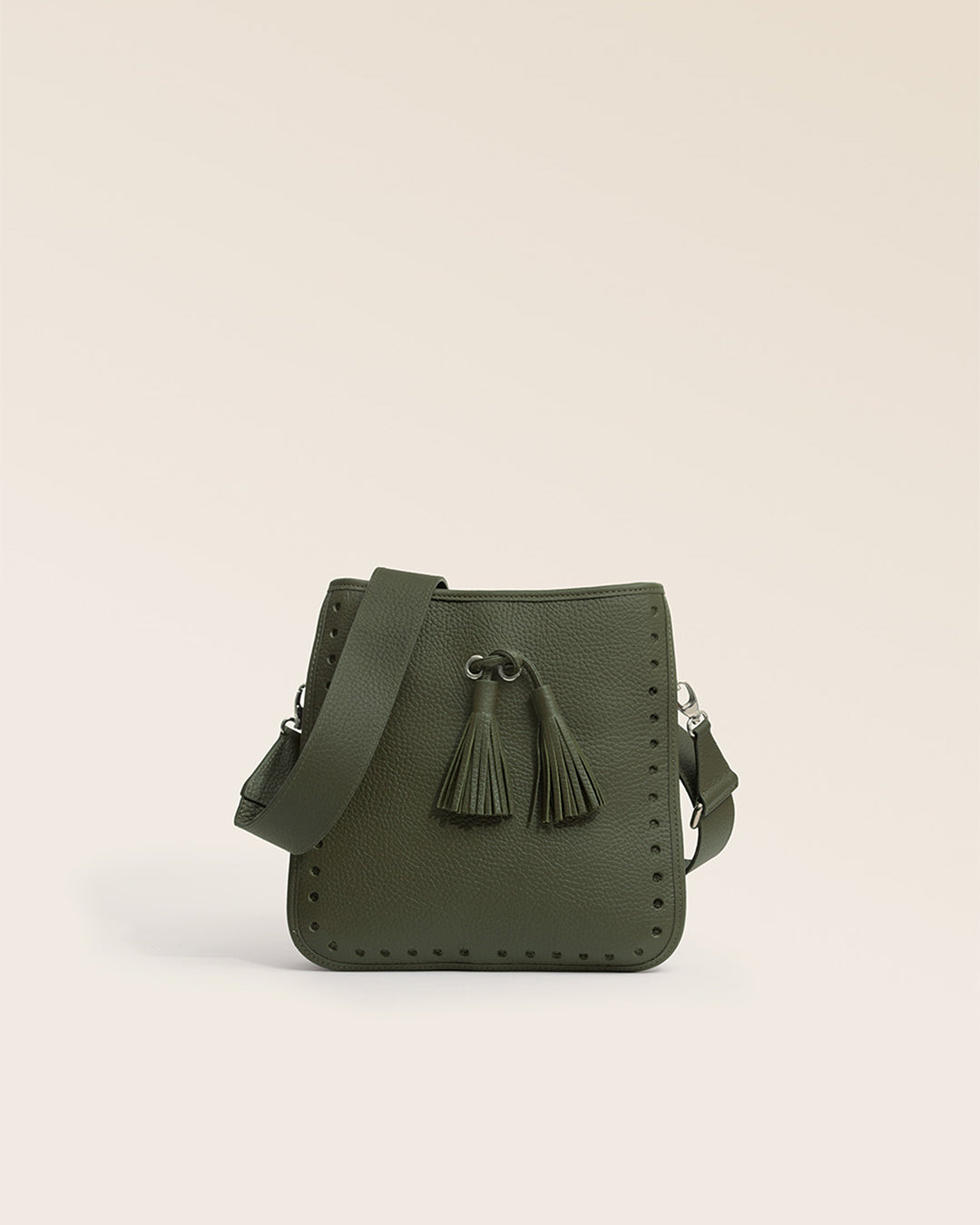 Our Tilbury Renouard bag in khaki vicuña-style leather, seen from the front in the studio.